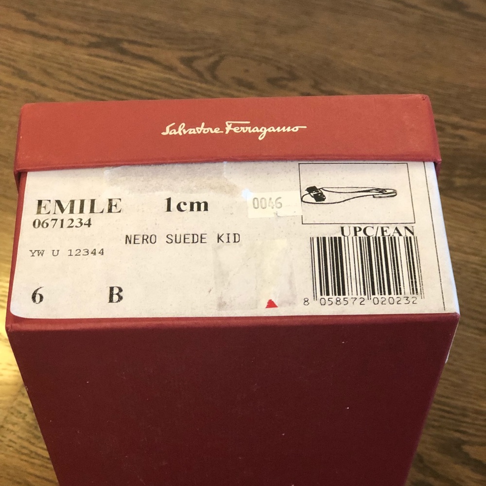 Salvatore Ferragamo Emile Slide - Picture 7 of 8